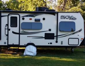 2017 flagstaff micro lite