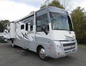2010 Winnebago Sightseer