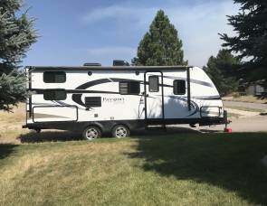 2016 Keystone Passport Ultra Lite 2400 BHWE