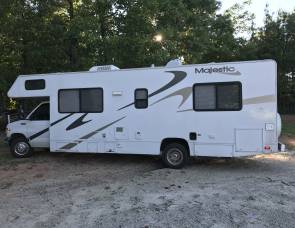 2002 Four Winds Majestic