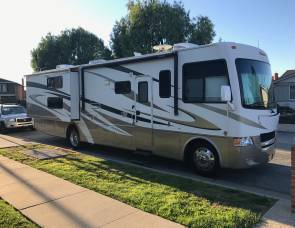 2011 Thor Hurricane 34B