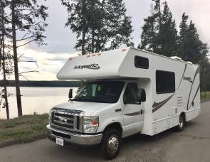 2012 Thor Four Winds Majestic