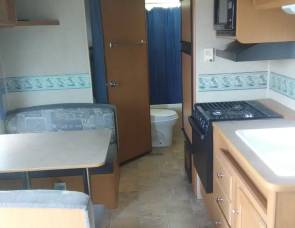 2005 Dutchmen 26b