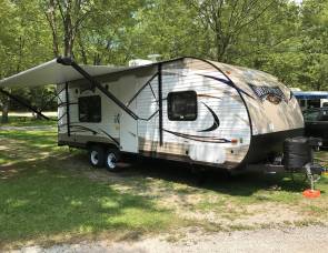 2018 FOREST RIVER WILDWOOD X-LITE 241QBXL