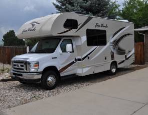 2017 Thor Four Winds 23U