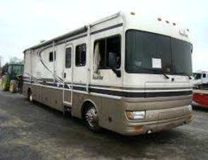 2001 Fleetwood Bounder Diesel pusher 37k