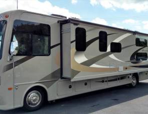 2016 Thor Motor Coach Hurricane 34J