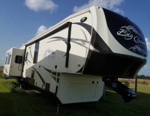 2015 Heartland Big Country 3950FB