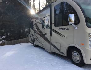 2015 Thor Vegas 24.1