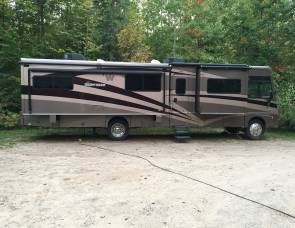 2009 Winnebago Sightseer 37L