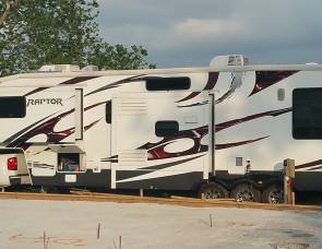 2011 Keystone Raptor