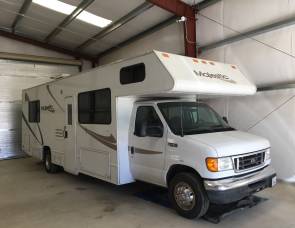 2005 Four Winds Majestic
