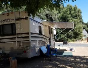 2005 Ford E-450 Fleetwood Jamboree GT
