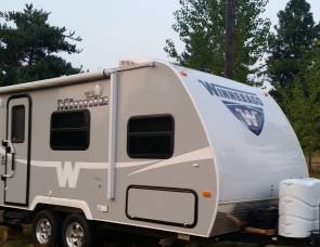 2015 Winniebago 1801fb