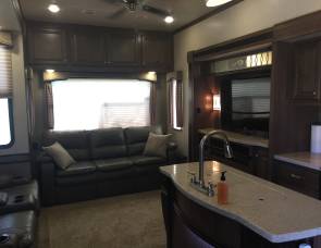 2016 Oakmont 390MBL