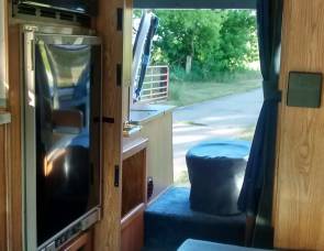 2009 GMC Coachman Convertion Van