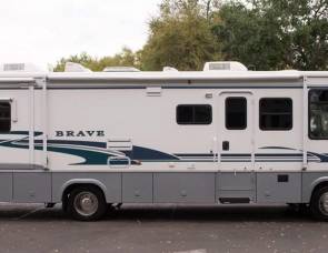 2003 Winnebago Brave