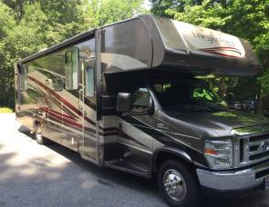 2013 Coachman Leprechaun 319DS