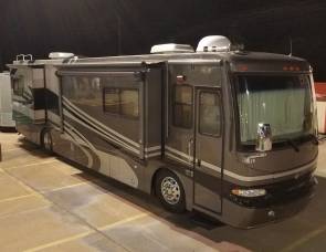 2005 Monaco Camelot 40 Quad Slide Diesel Pusher