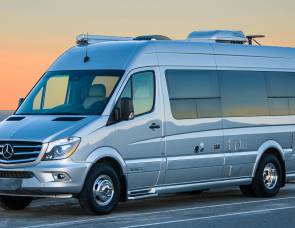 2015 Mercedes Airstream Interstate Lounge (Sleeps Two)