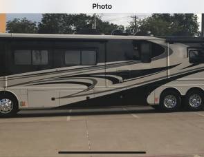 2007 Fleetwood Revolution 42LE