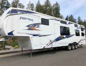 2010 Keystone Raptor