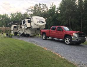 2014 Keystone Montana 3850FL
