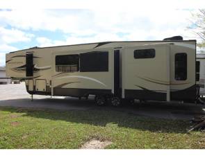2017 Keystone Montana High Country 362RD