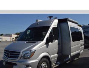 2018 Winnebago Era 70M