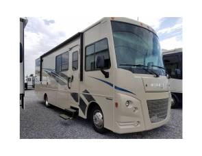 2018 Winnebago Sunstar 29VE
