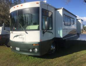 2002 Winnebago Journey 36DL - double slide