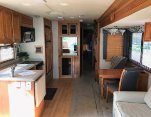 2005 Gulfstream Sun Voyager