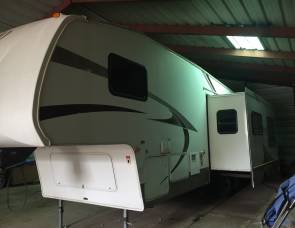 2007 Keystone laredo M-30 BH