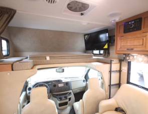 2017 SUNSEEKER SUPER SLIDE! HUGE KITCHEN!