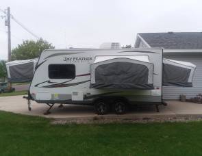 2013 Jayco Jay Feather Ultra Lite18D