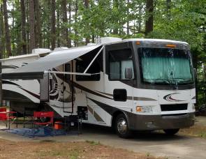 2012 Thor Motor Coach Hurricane 33G Bunkhouse