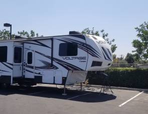 2014 Voltage V 3605 Toy Hauler