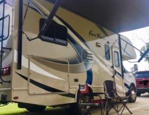 2017 Thor Four Winds (Ford)