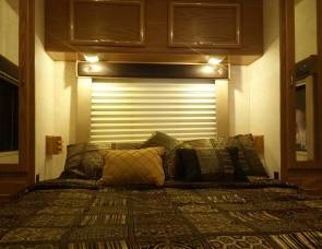 2000 Discovery Full Rear Bedroom