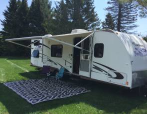 2010 Coachmen Freedom Express - UPMi63
