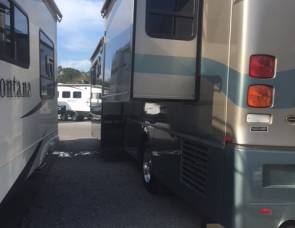 2004 Winnebago Journey