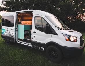 2017 The Mad Hatter - 5 Person Campervan