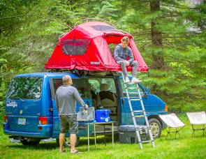 2003 Volkswagen Westfalia with roof top tent