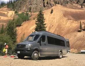 2019 Safari Condo Mercedes 4x4