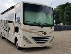 2018 Thor Motor Coach Hurricane 34J (Bunk House)