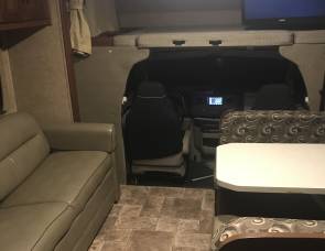 2014 Forest River Sunseeker 3170d