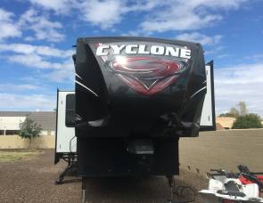2015 Heartland Cyclone 3800