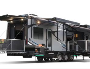 2017 Jayco Seismic Wave Toy Hauler
