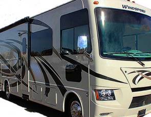 2015 Thor Motor Coach Windsport (58)