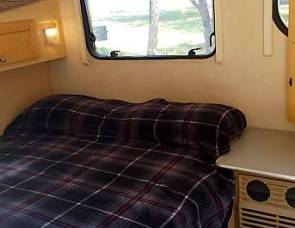 2006 Dutchman Tag Along (DELIVERY, SETUP AND REMOVAL AVAILABLE*)
